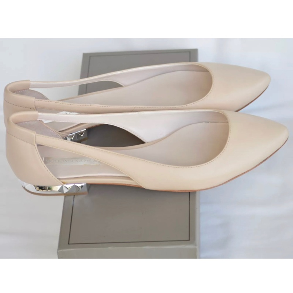 NWB BCBG Studded Heel Flat Beige US9M EU39 Orig225 - Picture 5 of 9